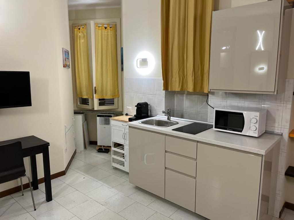 Milan Downtown Apartment Exterior photo